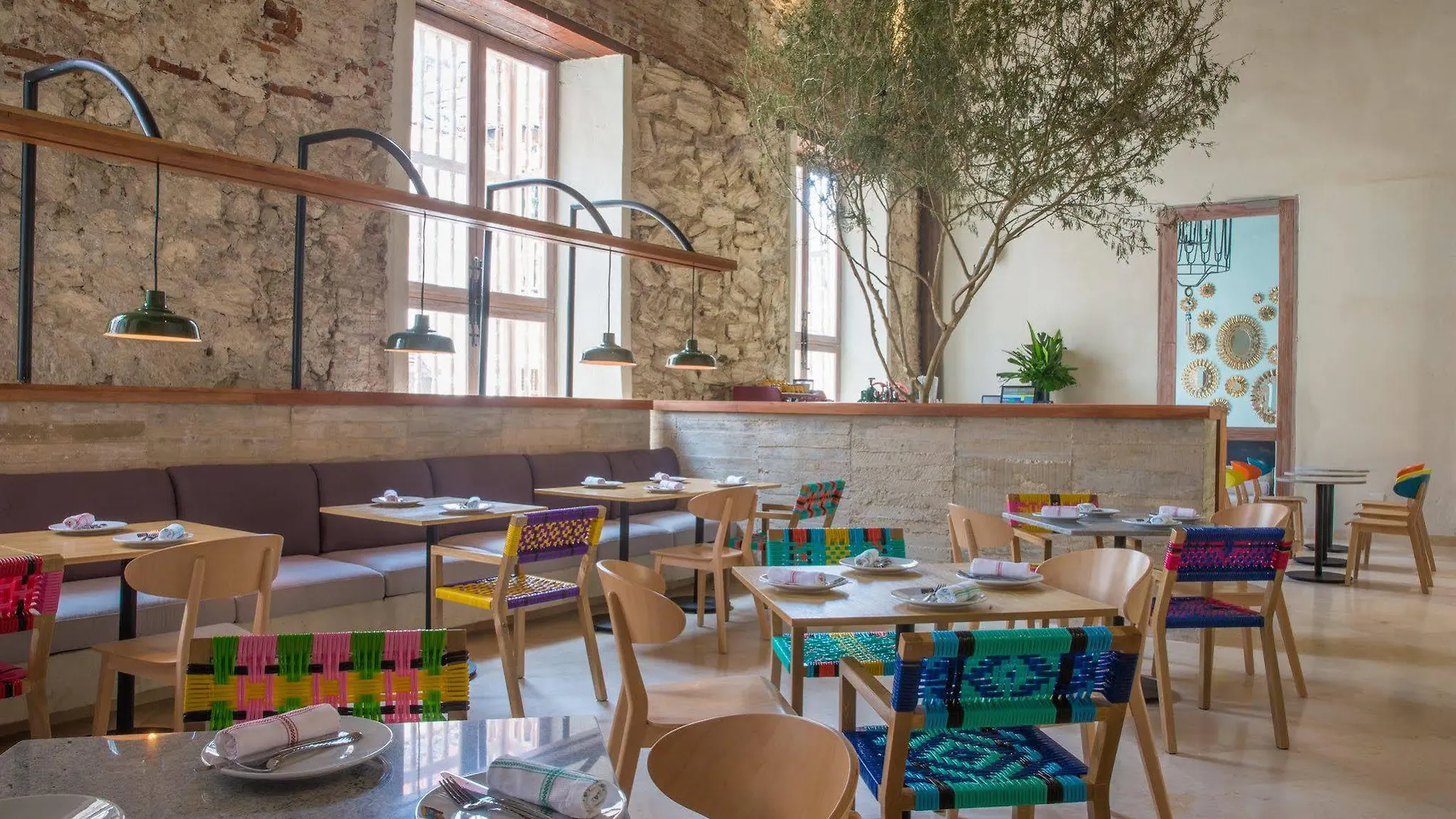 Nacar Hotel Cartagena, Curio Collection By Hilton