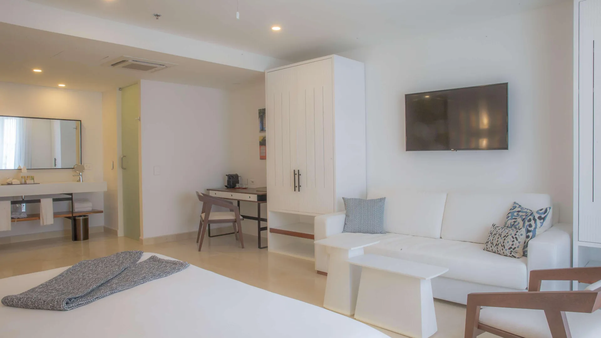 Nacar Hotel Cartagena, Curio Collection By Hilton