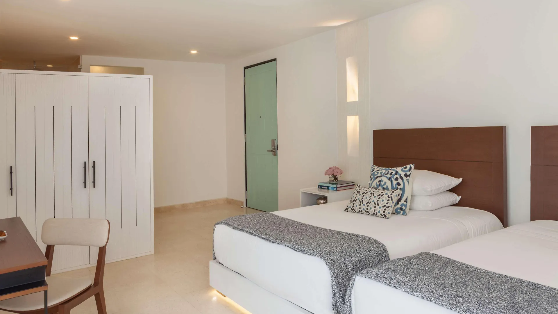 Nacar Hotel Cartagena, Curio Collection By Hilton
