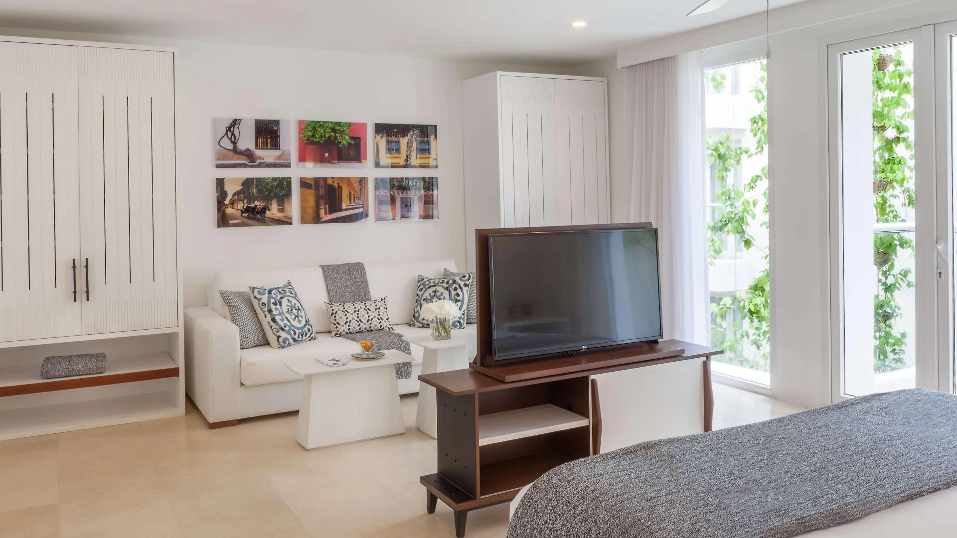 Nacar Hotel Cartagena, Curio Collection By Hilton