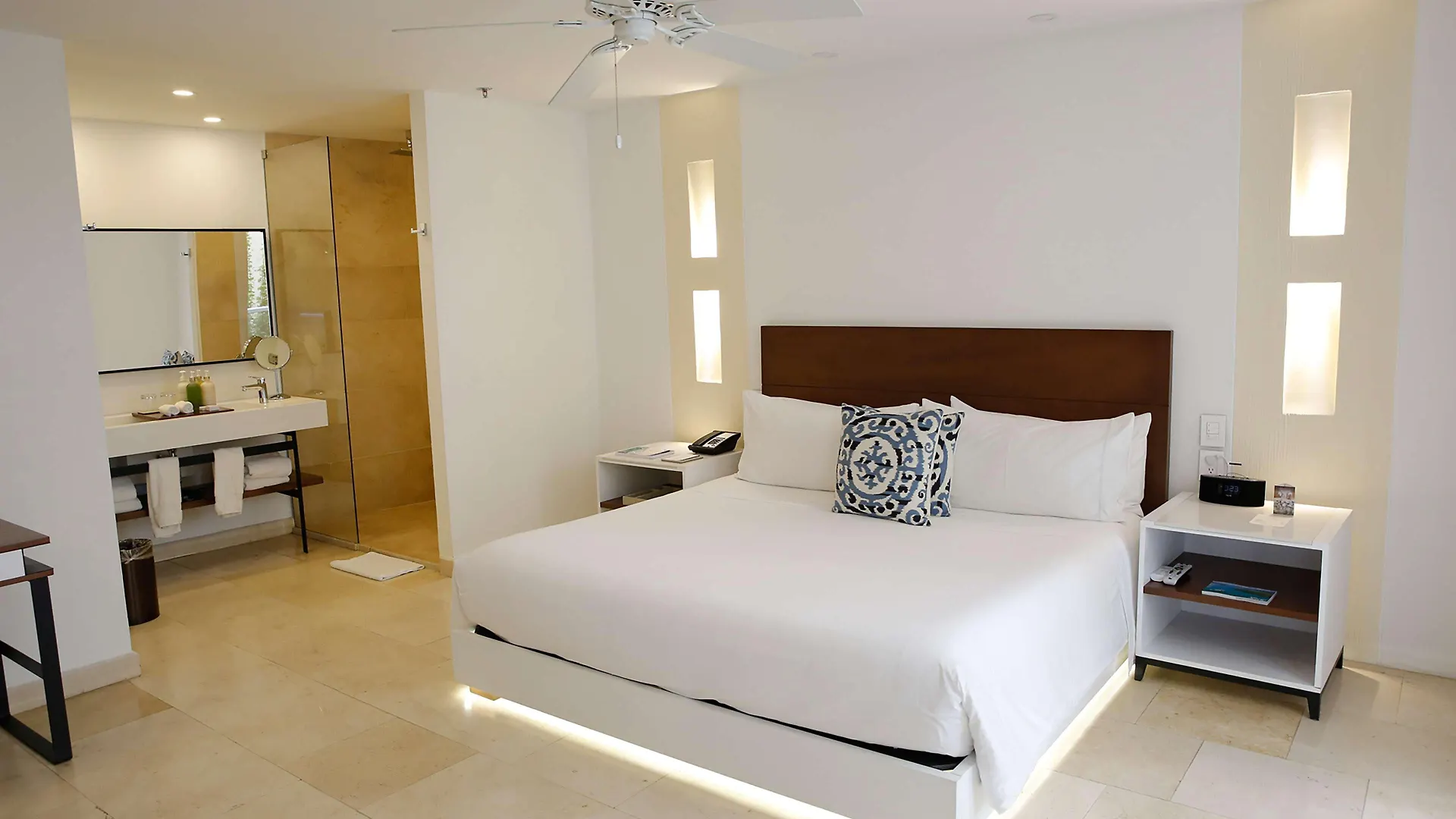 Nacar Hotel Cartagena, Curio Collection By Hilton Cartagena